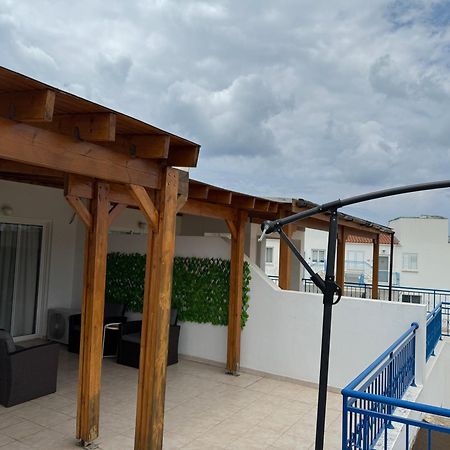 Galtheo Apartment Lachi Exterior photo